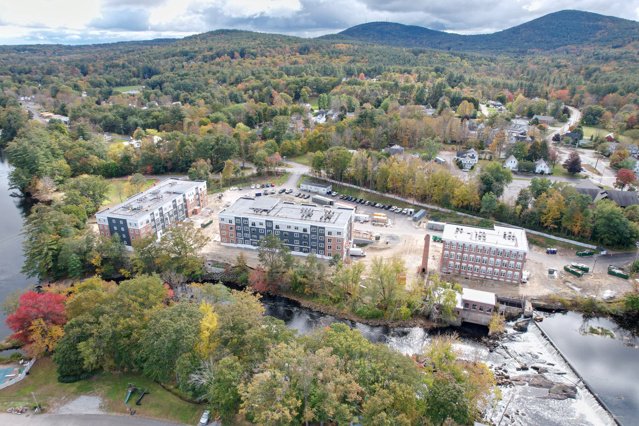 Residences at Hadley Falls PC Construction